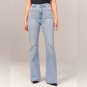 Abercrombie Vintage Flare high rise curve love  size 29 short